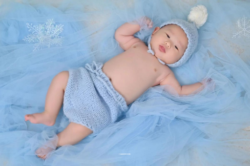 黄骅宝宝睡觉爱笑 黄骅宝宝睡觉爱笑